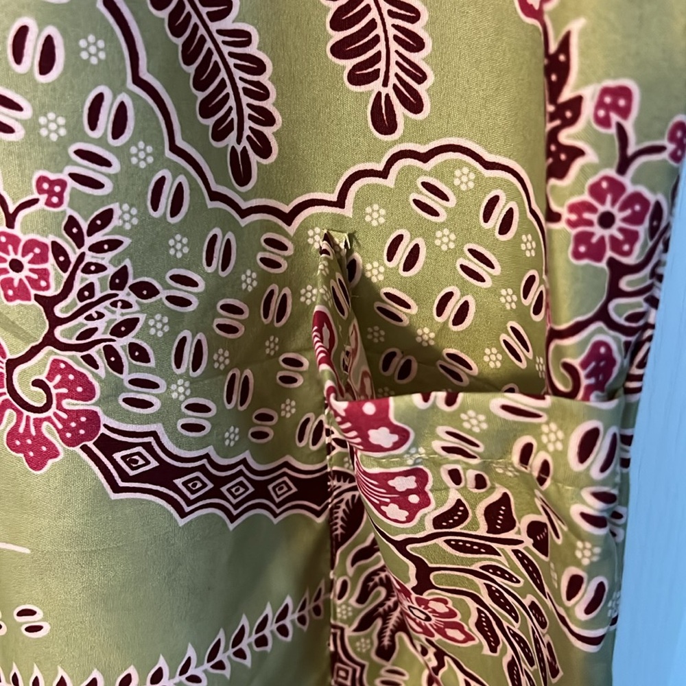 Floral Green and Purple Dress. Zipper in front. Side pockets. Summer Delight. - Picture 3 of 6